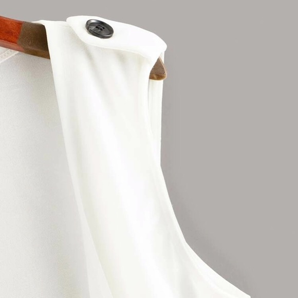 Vest - Picture 2 of 4